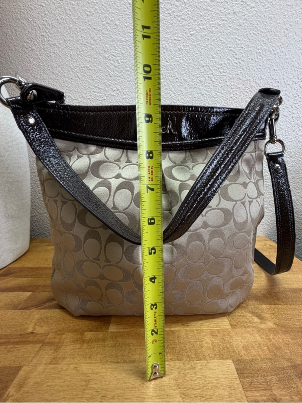Coach Ashley Signature Hippie Crossbody Bag Khaki Mahogany Patent Leather F20111 - Picture 7 of 10